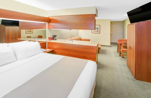 Hattiesburg Hotel | Microtel Inn & Suites by Wyndham Hattiesburg