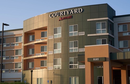 Evansville Hotel | Courtyard by Marriott Evansville East