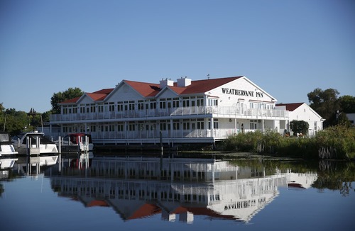 Montague Hotel | Weathervane Inn