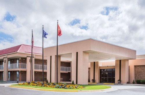 Wytheville Hotel | Ramada by Wyndham Wytheville