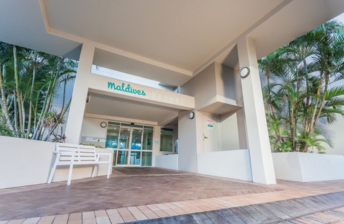Main Beach Hotel | Maldives Resort