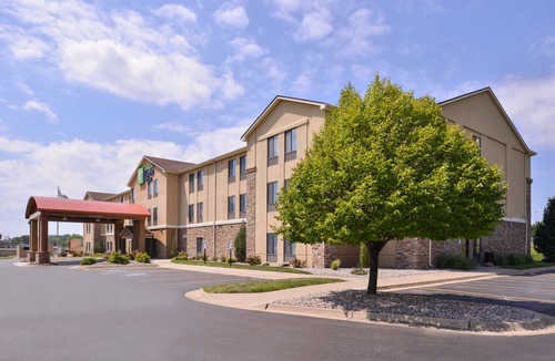 Topeka Hotel | Holiday Inn Express Hotels & Suites Topeka West, an Ihg Hotel