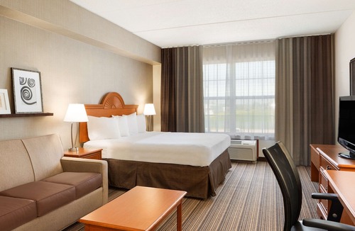 Findlay Hotel | Country Inn & Suites by Radisson, Findlay, Oh