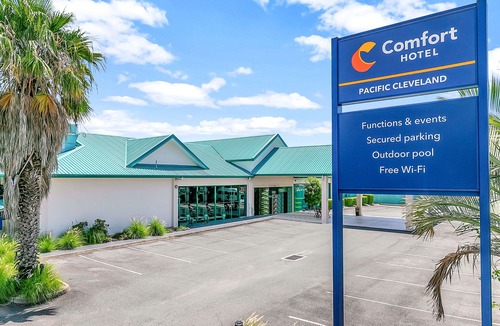 Cleveland Hotel | Comfort Hotel Pacific Cleveland