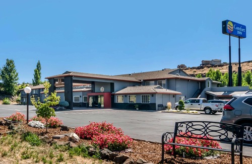 The Dalles Hotel | Comfort Inn Columbia Gorge