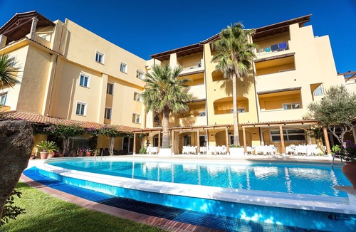 Golfo Aranci Hotel | Hotel Villa Margherita