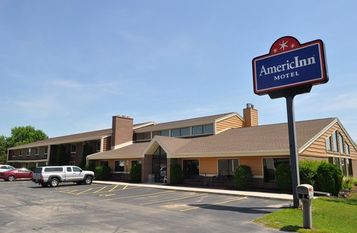 Plymouth Hotel | AmericInn by Wyndham Plymouth