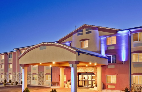 Santa Rosa Hotel | Holiday Inn Express Santa Rosa, an Ihg Hotel