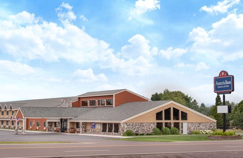 Laurium Hotel | AmericInn by Wyndham Calumet