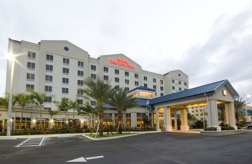 Ludlam Hotel | Hilton Garden Inn Miami Airport West
