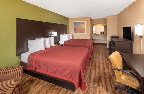 Tupelo Hotel | Days Inn by Wyndham Tupelo