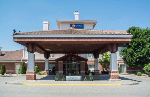 Ingersoll Hotel | Comfort Inn and Suites Ingersoll