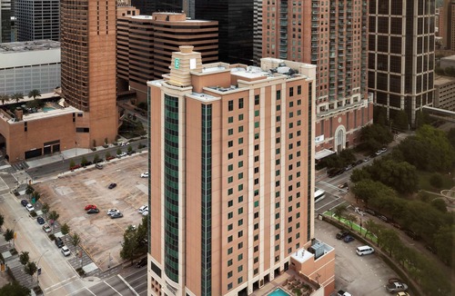 Houston Convention District Hotel | Embassy Suites Houston - Downtown