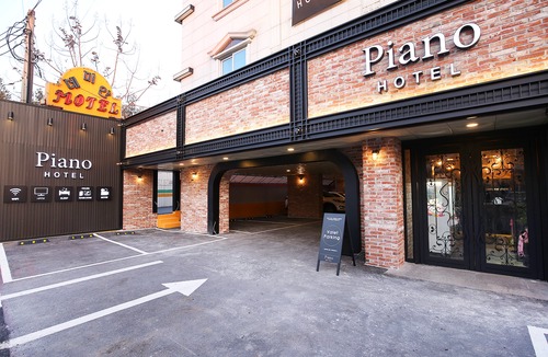 Dong-gu Hotel | Daejeon Yongjeon Piano