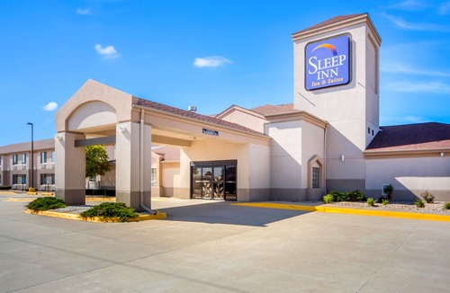 Columbus Hotel | Sleep Inn & Suites Columbus