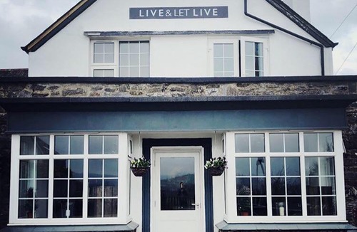 Landscove Hotel | Live and Let Live Inn