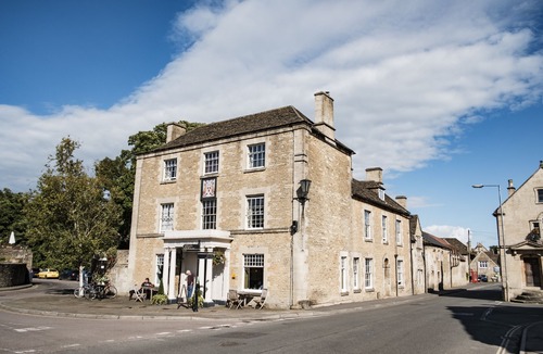 Corsham Hotel | The Methuen Arms