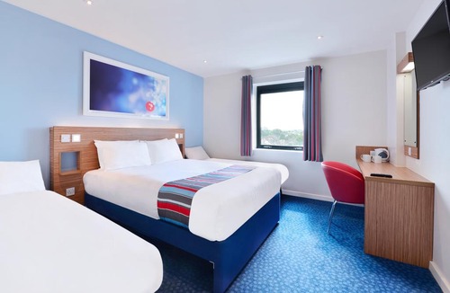 Aubourn Hotel | Travelodge Lincoln Thorpe on The Hill