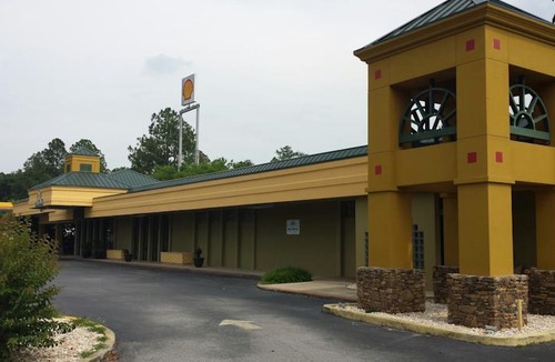 Gadsden Hotel | Days Inn by Wyndham Attalla