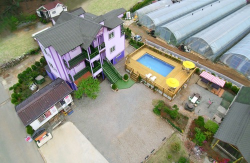 Kkotchi Hotel | La VIE En Rose Pension Taean
