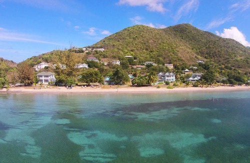 Oualie Bay Hotel | Oualie Beach Resort