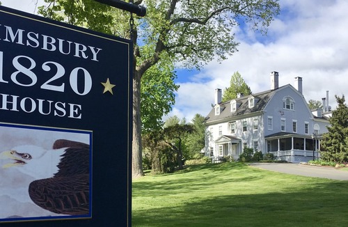 Simsbury Center Hotel | Simsbury 1820 House