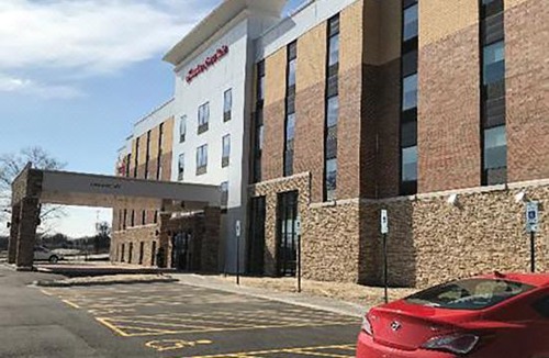 Burr Ridge Hotel | Hampton Inn & Suites Chicago-Burr Ridge