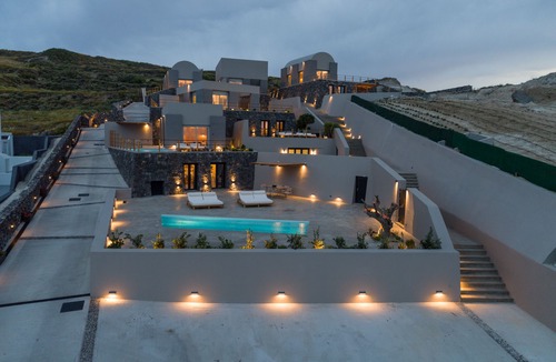 Akrotiri Hotel | Melidonia Suites
