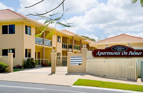 Allenstown Hotel | Apartments on Palmer