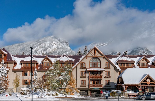 Banff Hotel | Banff Caribou Lodge & Spa