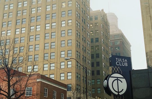 Downtown Tulsa Hotel | Tulsa Club Hotel, Curio Collection by Hilton
