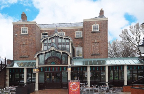 Offerton Hotel | Premier Inn Stockport Central