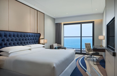 Son Tra Hotel | Four Points by Sheraton Danang