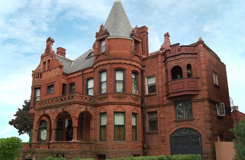 Concordia Hotel | Schuster Mansion Bed & Breakfast