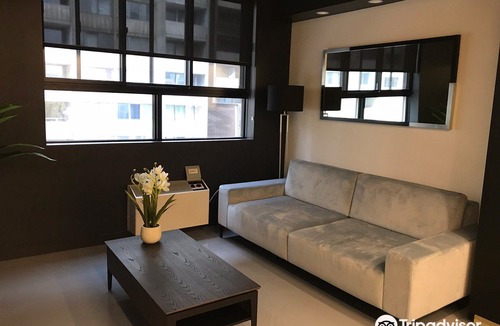 Shaughnessy Village Hotel | Pierce Boutique Apartments