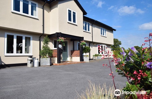 Lympstone Hotel | The Old Dairy B&B