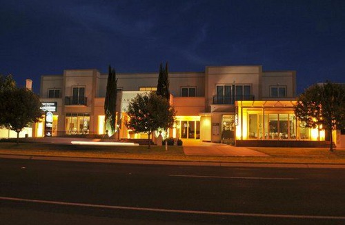 Shepparton South Hotel | The Carrington Hotel Shepparton
