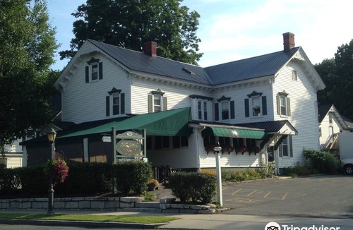 Lee Hotel | Chambery Inn