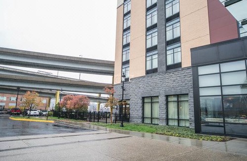 North Shore Hotel | Hyatt Place Pittsburgh North Shore