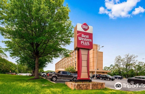 Towson Hotel | Holiday Inn Express Towson Baltimore N
