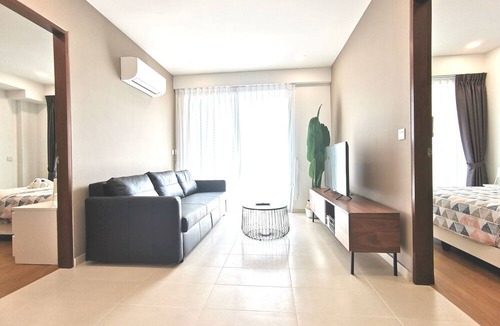 Geylang Apartment | 3BR Large City Apartment Kallang Train Central