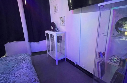 Quartier de Rochechouart Bed & Breakfast | Chambre Jacuzzi Paris 9
