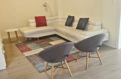 Sharon House | Cozy room with great amenities