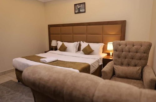 Sari Street Apartment | Gold Palace hotel
