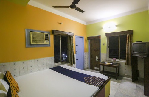 Tarapith Hotel | OYO Bideshini Hotel
