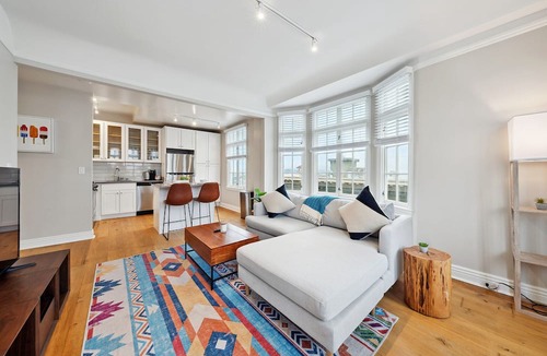 Nob Hill Apartment | Nob Hill 1 BR w/ Office by Anyplace - 11613