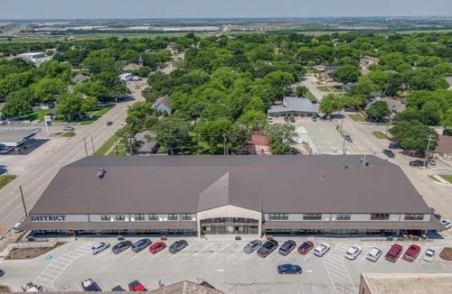 Midlothian Apartment | The Lawson District | Tulip Suite