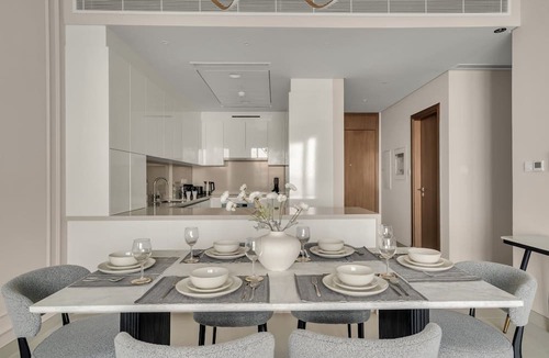 Al Safa Apartment | GuestReady - BurjKhalifa & Canal Views|2BR + Maids