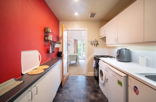 Vassall Apartment | Charming 1BDR Flat in Stockwell