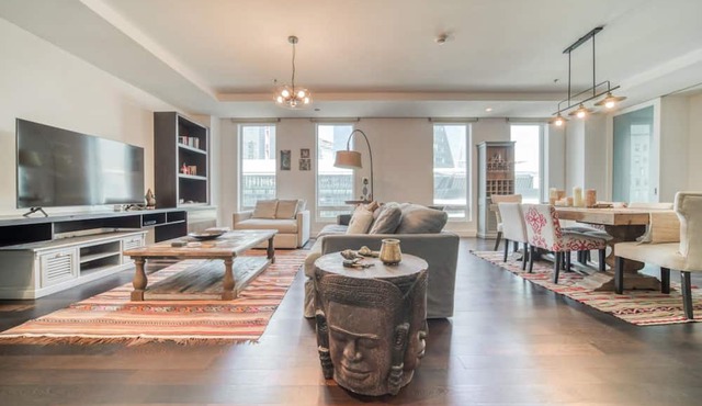 Sleek and Convenient 1BR Apt in DIFC